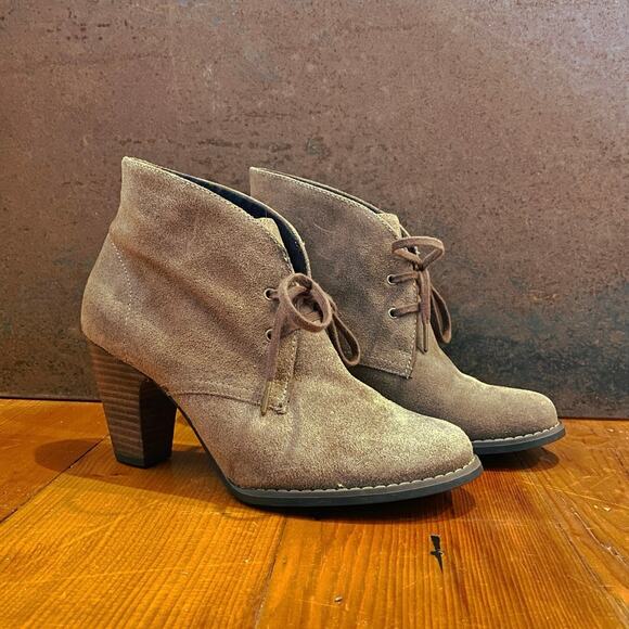 Indigo by Clark’s Chukka Ankle Boot Bootie, Tan Suede, Women’s US 7 - Picture 2 of 7